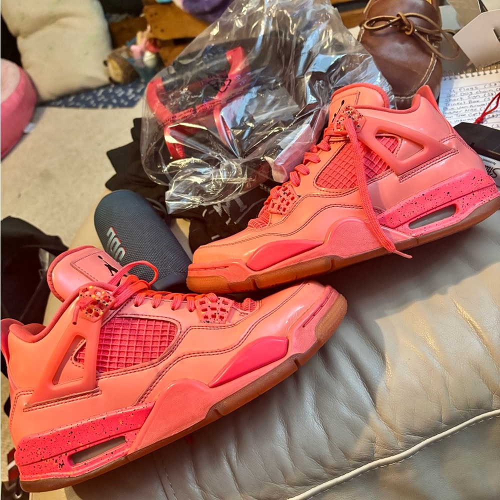 Nike Air Jordan 4 Retro